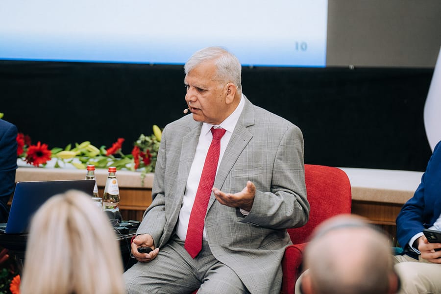 V.Velickovic May17 - 219